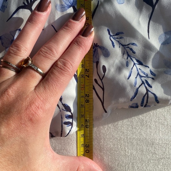 Favorite Daughter The Smooth Ex Boyfriend Button Up Shirt White & Blue Floral - Picture 10 of 11